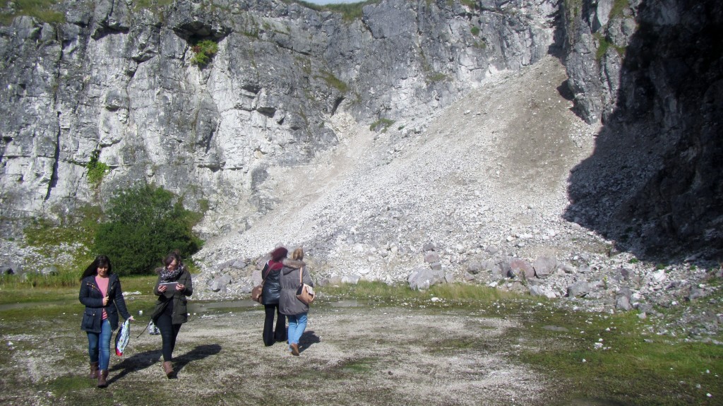 the fall location tour belfast killers lair quarry