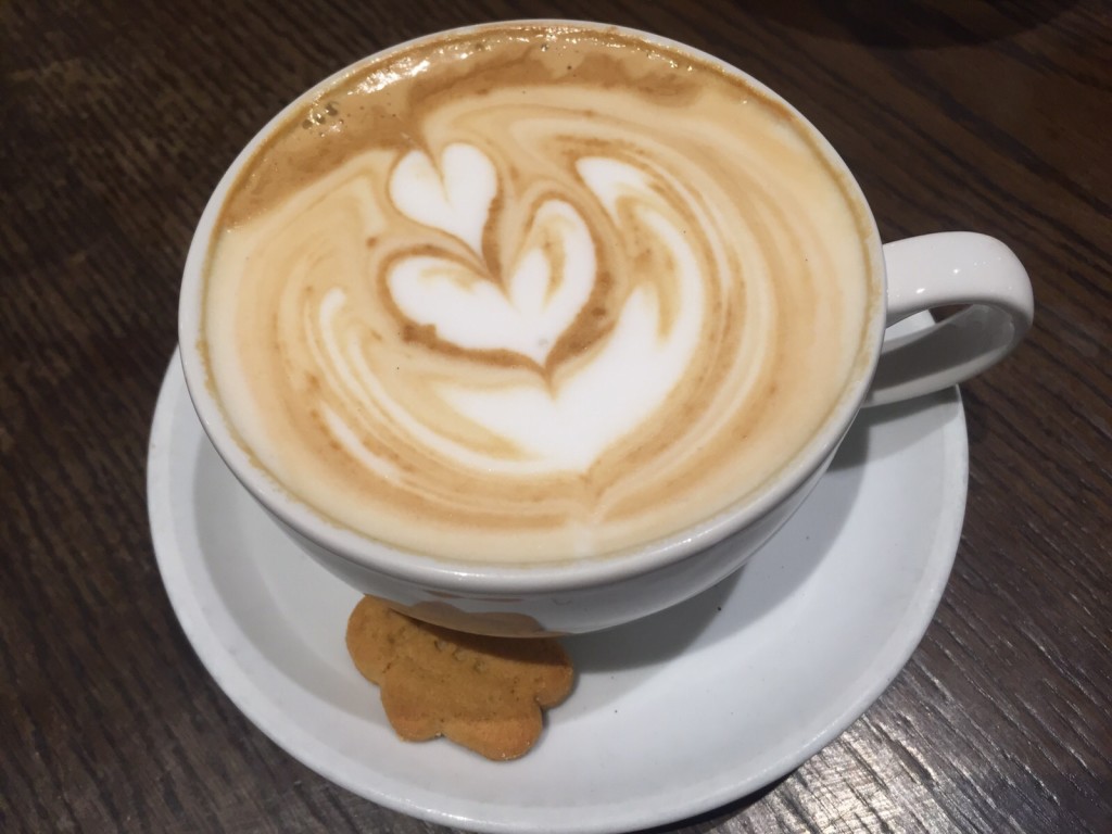 ground coffee gingerbread latte