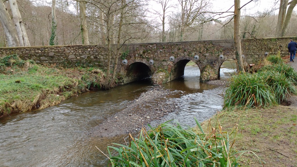 shaws bridge belfast river lagan towpath